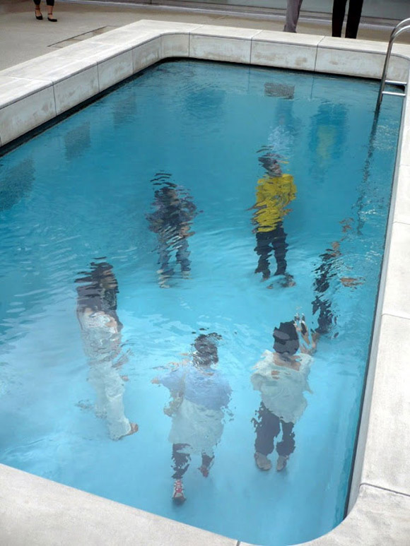 Swimming-Pool-Illusion-by-Leandro-Erlich-2